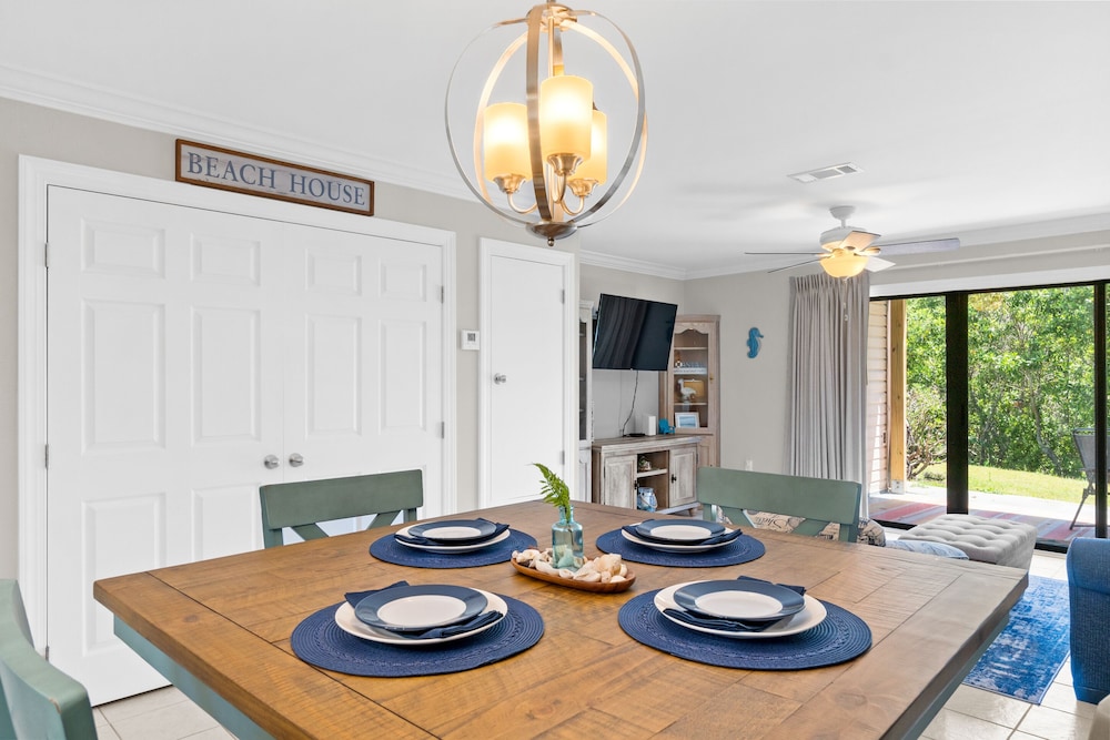 Portside Resort Pet Friendly Rentals by Panhandle Getaways - photo 22