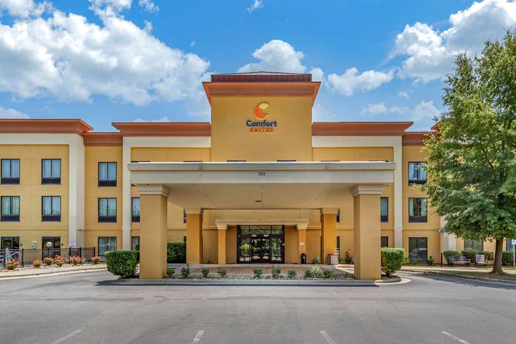 Comfort Suites Clayton Garner — Clayton