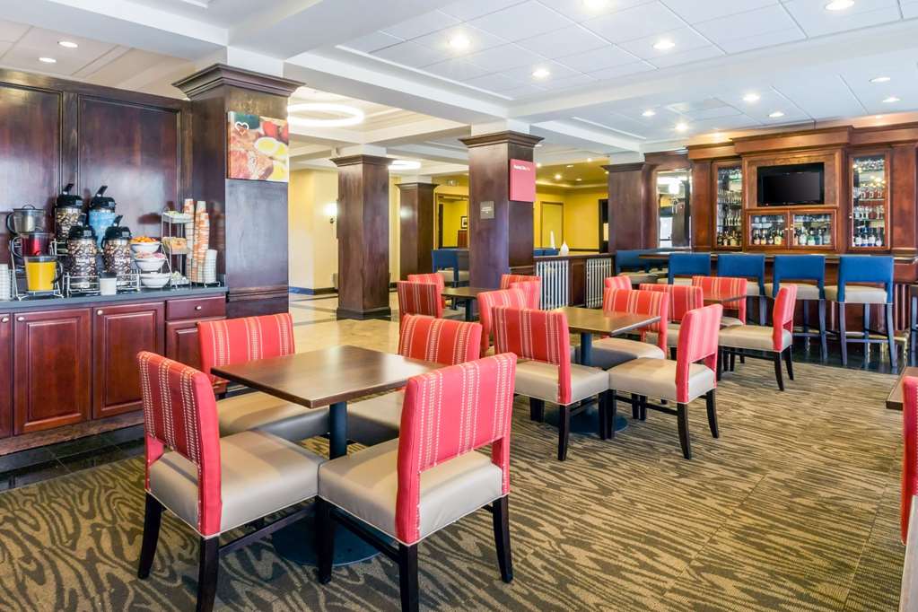 Comfort Suites at Woodbridge - photo 41