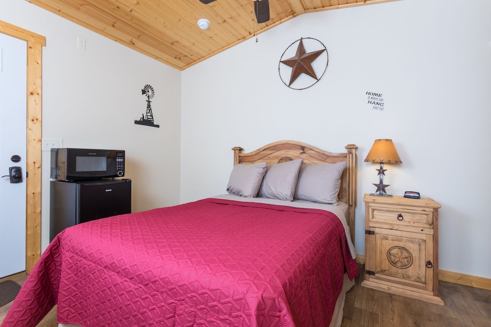 Custom Touch Village Midland - photo 6