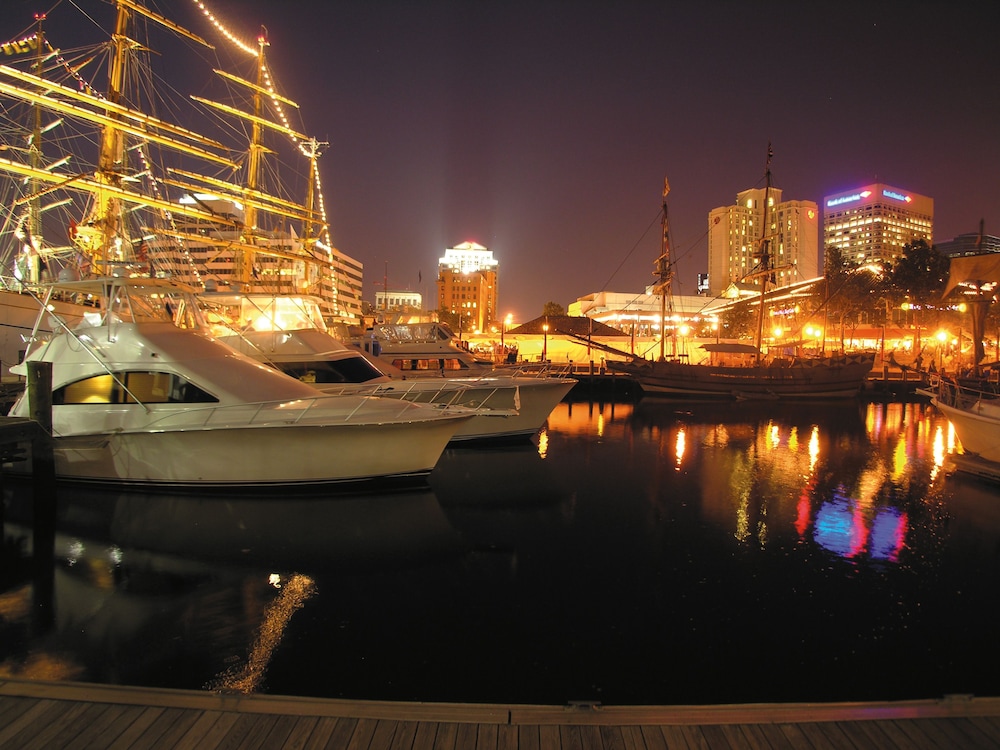 Norfolk Waterside Marriott - photo 47