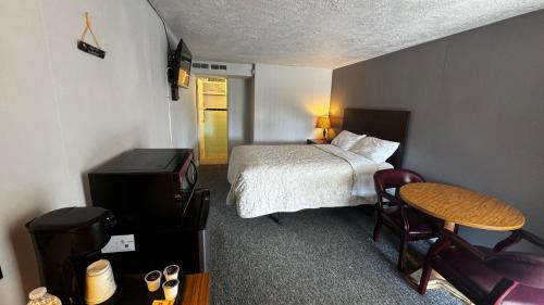 Hopwood Motel - photo 24