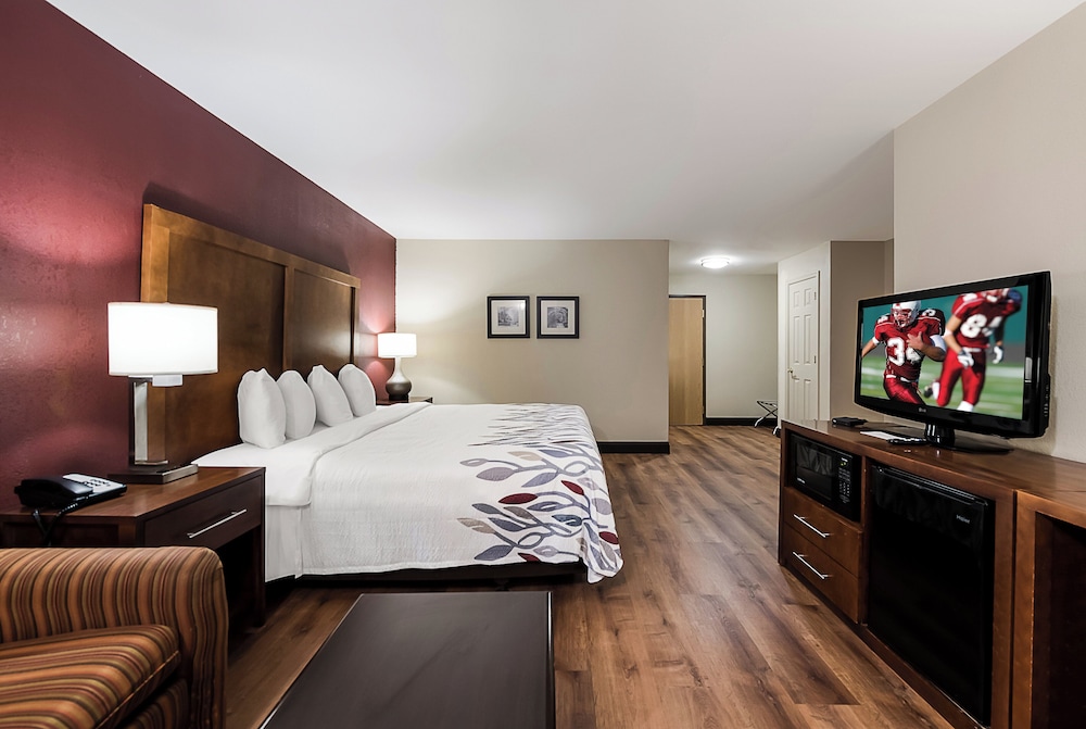 Red Roof Inn Newport News Yorktown - photo 13