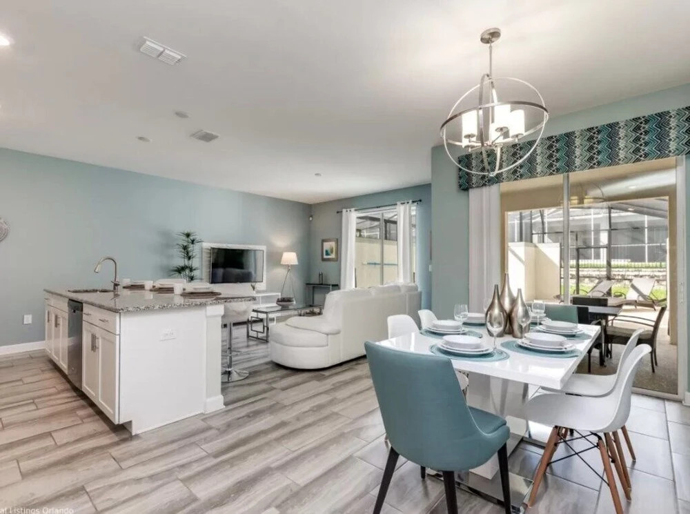 Upscale Champions Gate Townhome 4 Bed - photo 16