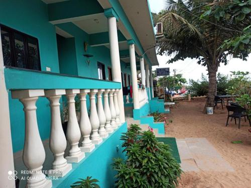 Dee Joy’s Beach Place — Calangute — photo 4