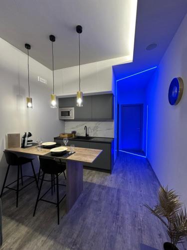 Royal Apartment — 4-Star Luxury Hotel in Termoli, Italy