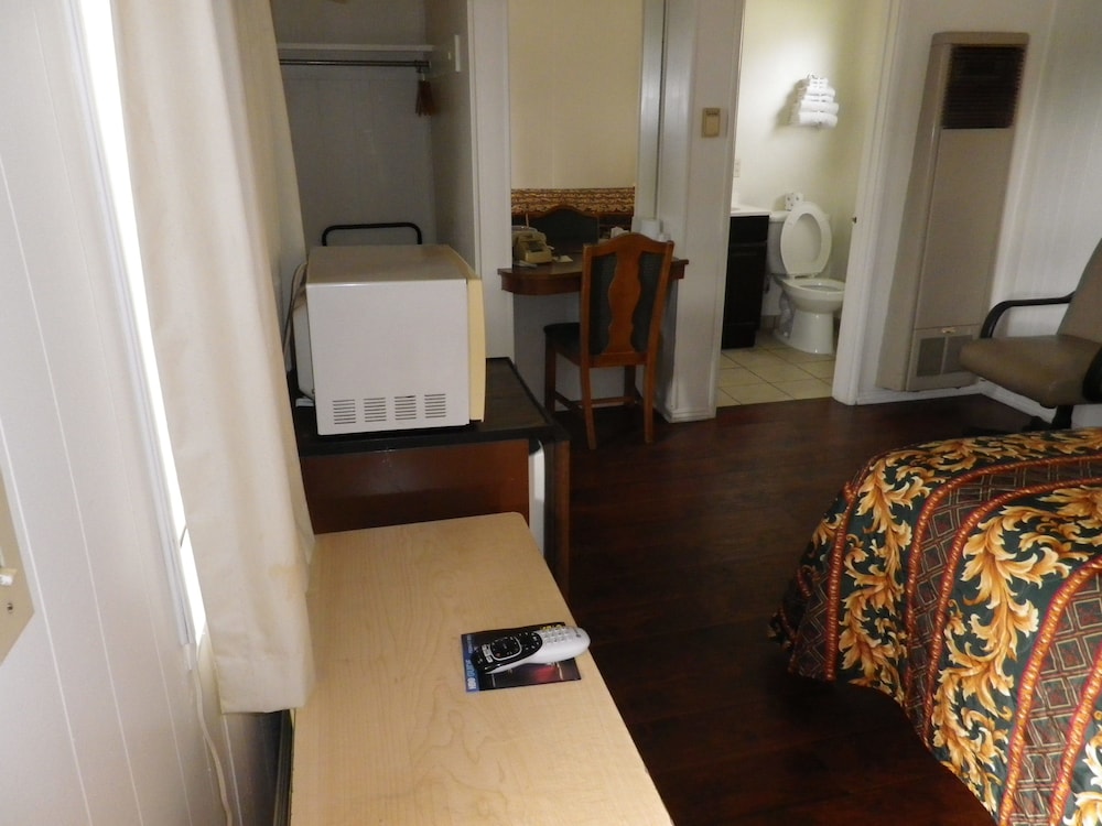 San Marcos Motel - photo 26