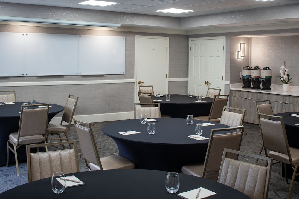 Residence Inn by Marriott Orlando Convention Center - photo 41