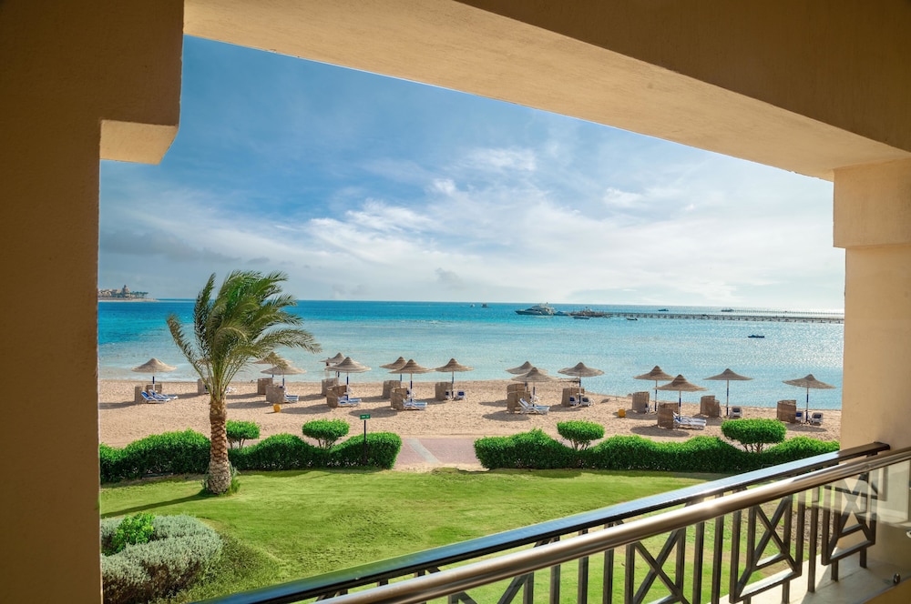 Cleopatra Luxury resort Makadi Bay in Hurghada, Egypt