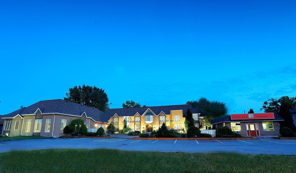Fullerton Manor Inn - last minute hotel in Niagara Falls