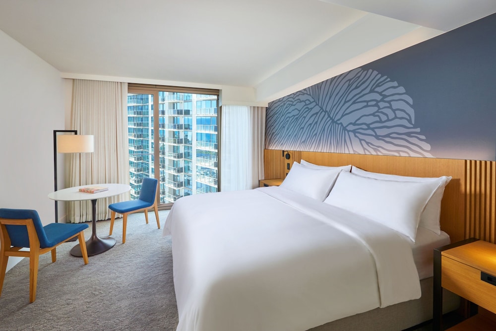 Renaissance Honolulu Hotel & Spa - photo 21