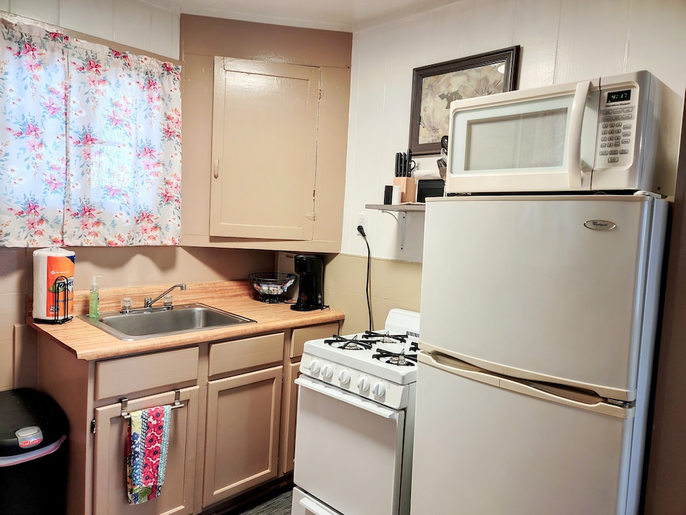 Edgewater Resort Cottage #1 - photo 48