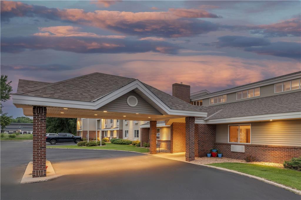 SureStay Plus Hotel by Best Western Litchfield - photo 38