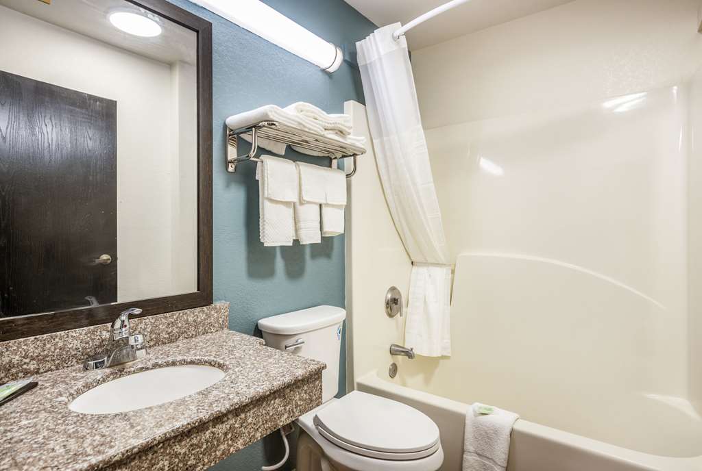 Sleep Inn & Suites Tallahassee Capitol - photo 35