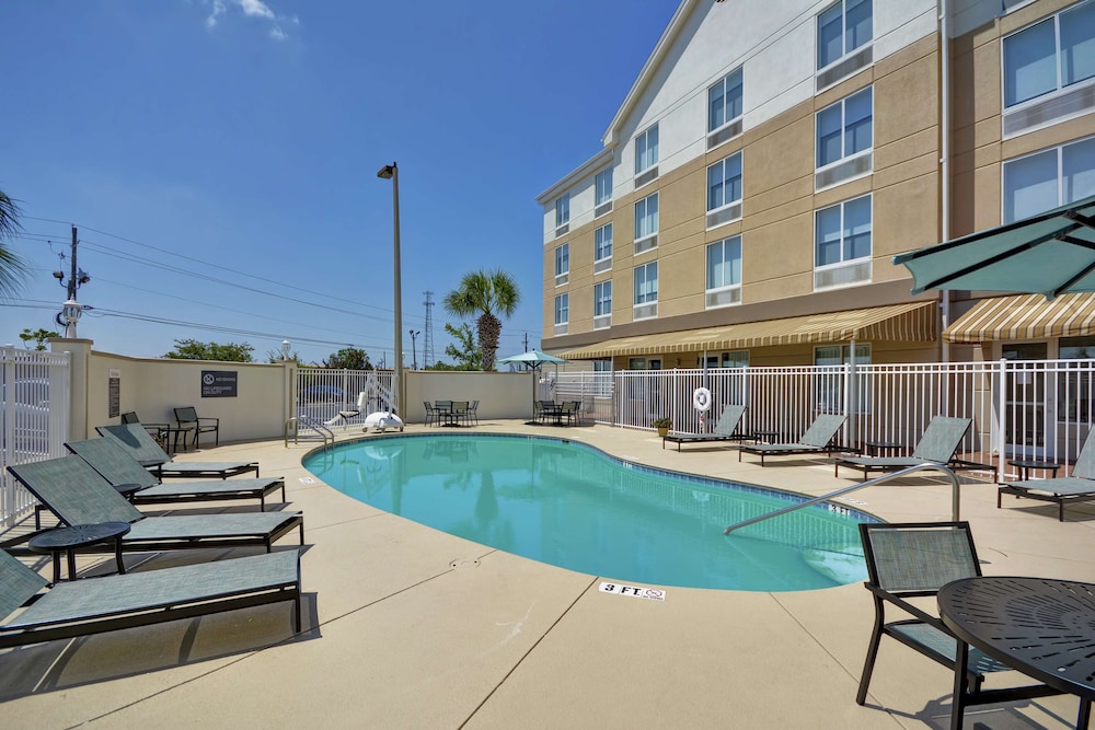 Hilton Garden Inn Panama City - photo 46