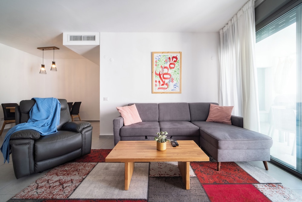 Achziv Beach Haven 3BR Apartment by Sea N Rent — 4-Star Luxury Hotel in Nahariyya, Israel