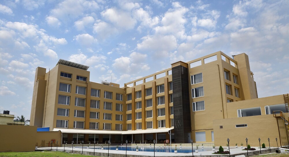 Devka Beach Resort Daman