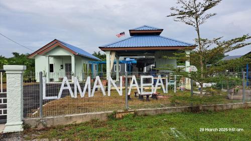 Laman Abah Staycation in Jenjarum, Malaysia