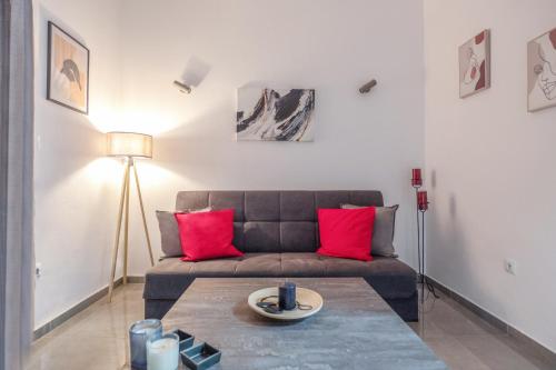 Minimalistic — 4-Star Luxury Hotel in Athens, Greece