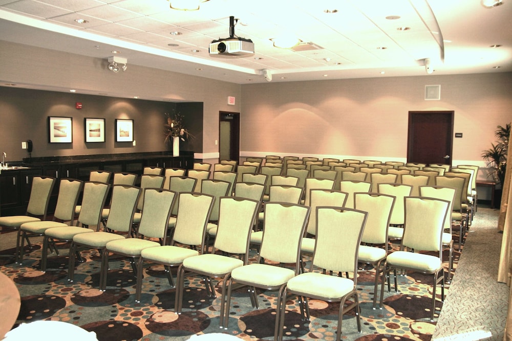 Hampton Inn & Suites Detroit Canton - photo 91