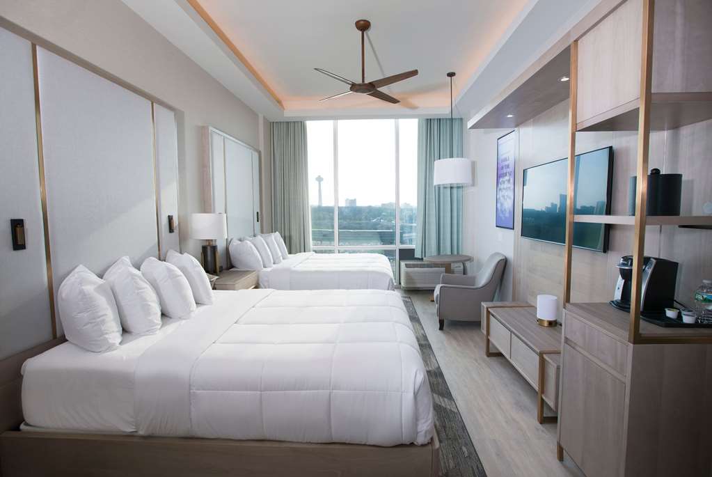 Wyndham Garden at Niagara Falls - photo 13