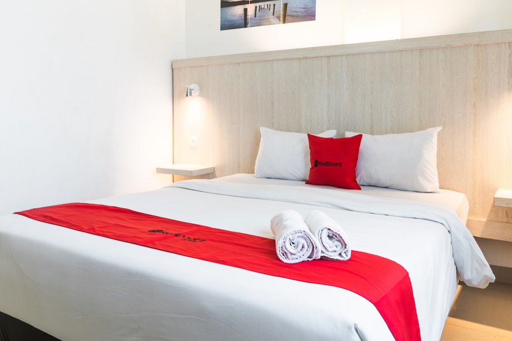 RedDoorz near Sultan Mahmud Badaruddin Airport Palembang in Palembang, Indonesia