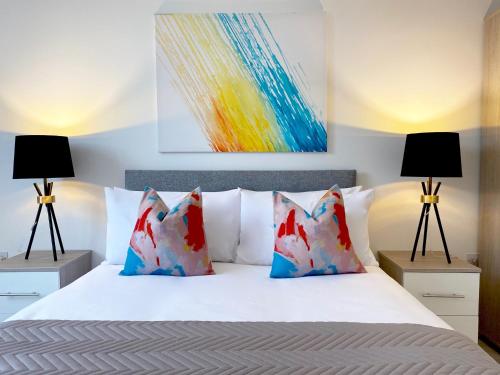Altitude at Fleet Heights Apartment One — 4-Star Luxury Hotel in Fleet, United Kingdom