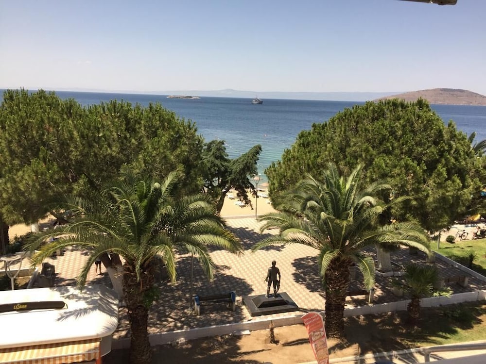 Omer Deniz Motel in Marmara, Turkey