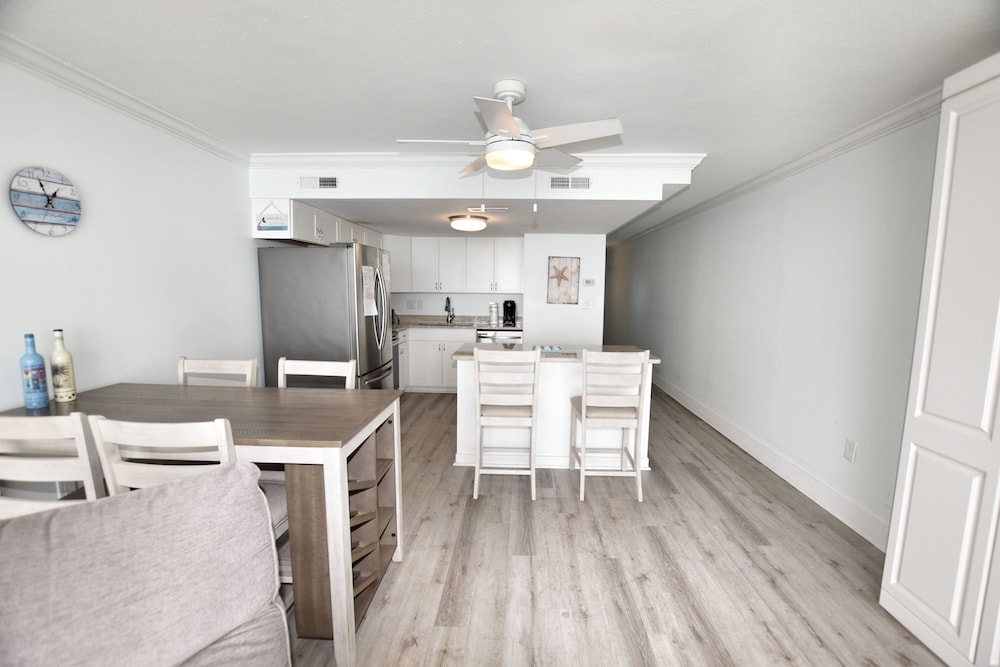 1109 Waters Edge Resort 1 Bedroom Condo by RedAwning - photo 30