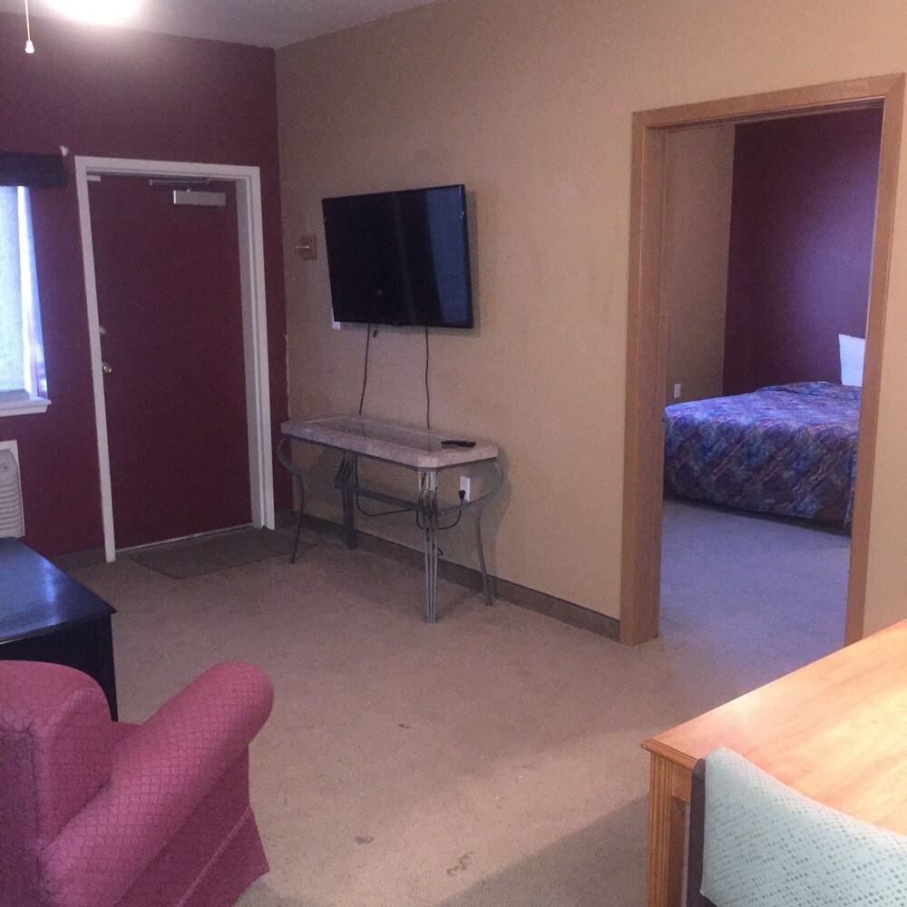 The Sterling Hotel and Extended Stay - photo 14