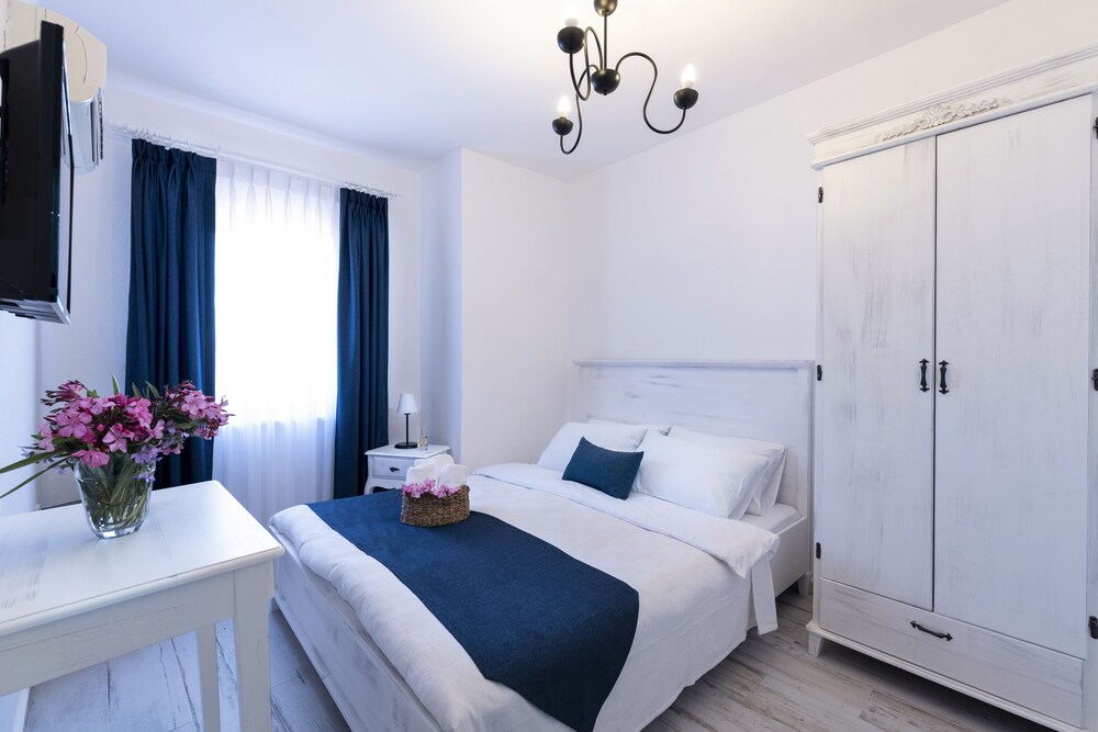 Teos Otel — Bozcaada — photo 4