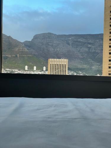 One Thibault Hotel Table Mountain View Studio