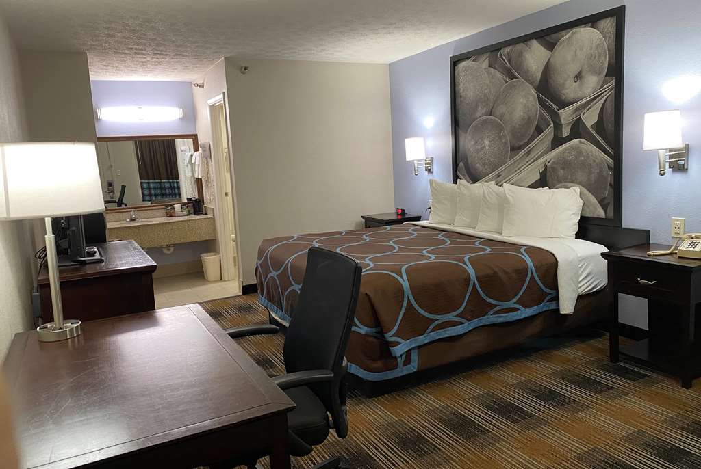 Super 8 by Wyndham Covington - photo 10