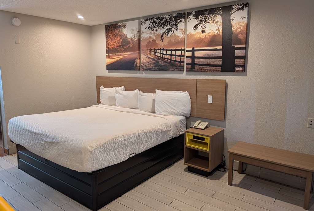 Days Inn by Wyndham Arcadia Louisiana - photo 15