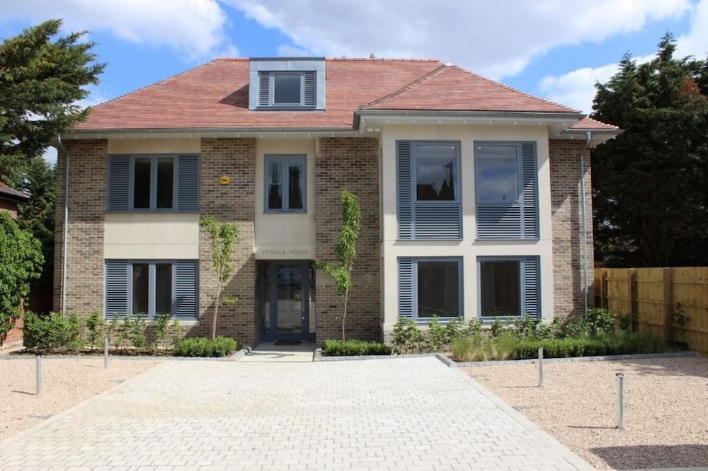 Citystay Living Pringle House — 4-Star Luxury Hotel in Cambridge, United Kingdom
