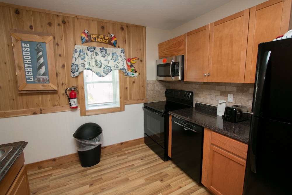 Outer Banks Motel Village Accommodations - photo 90