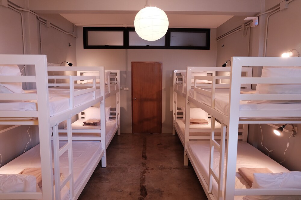 Petit Hostel Bangkok