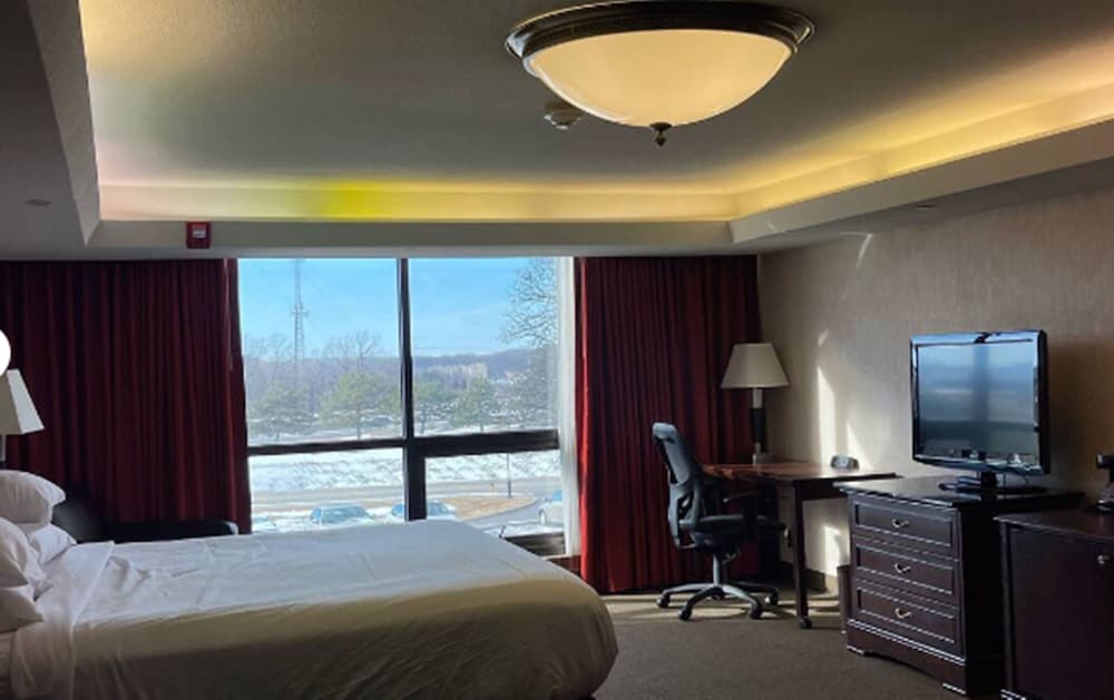 Hotel Lotus Kansas City Merriam - photo 7