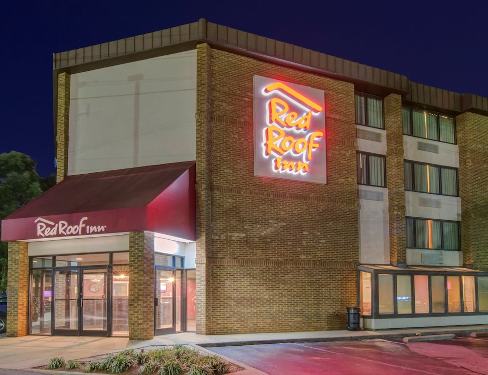Red Roof Inn Raleigh Southwest Cary - photo 22