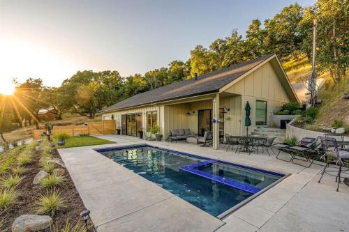 Cloud 9 Glen Ellen - carbon neutral hotel in Unknown City