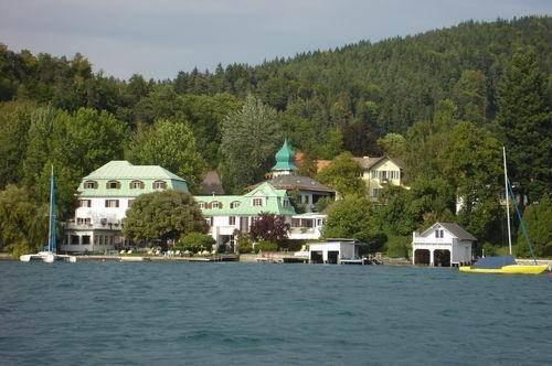 Strandhotel Kärntnerhof in Poertschach Am Woerthersee, Austria