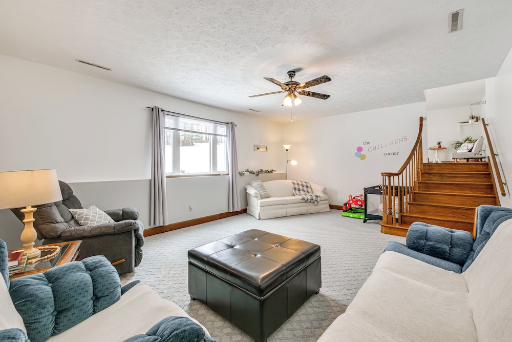 Secluded Ohio Amish Country Getaway with Fire Pit — hotel in Sugarcreek
