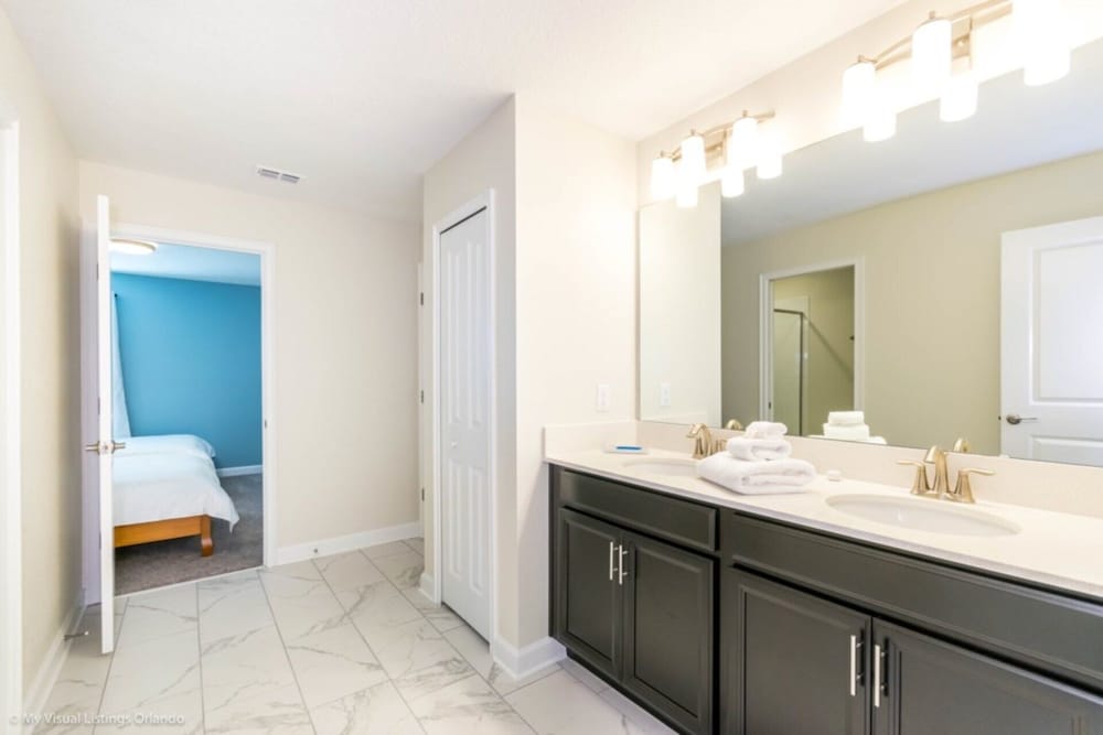 Villa in Champions Gate Resort 2528 - photo 38