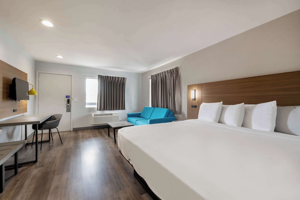 Motel 6 Santa Ana CA - photo 17