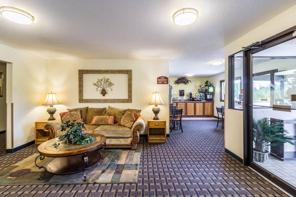 Rodeway Inn Baxter - photo 16