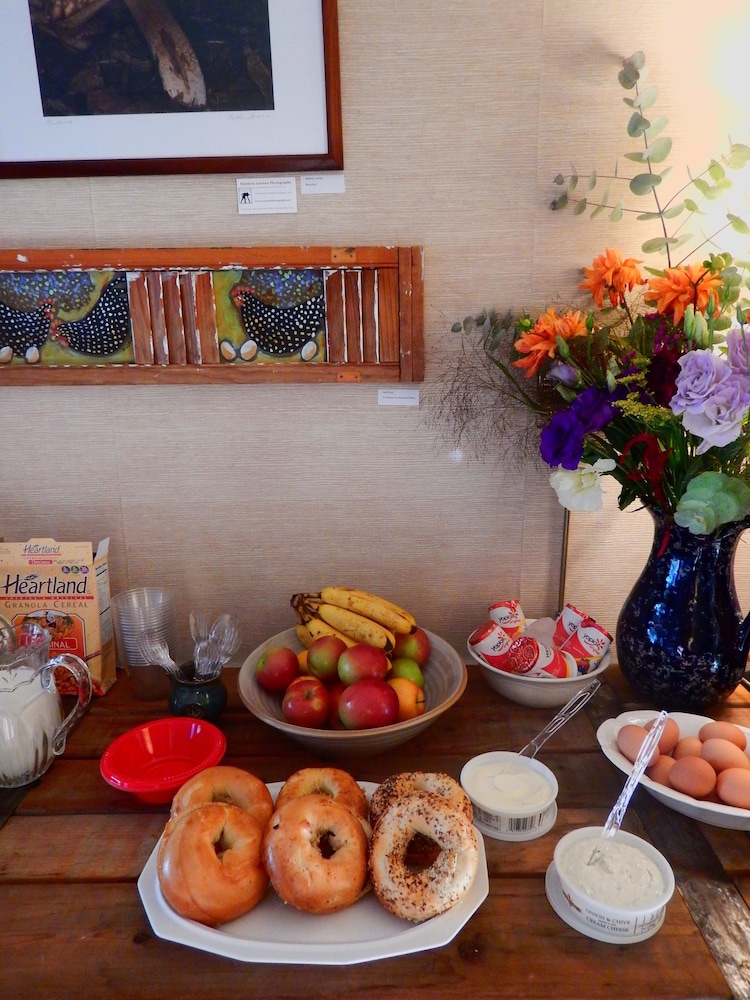 Harwood Hill Motel - photo 2