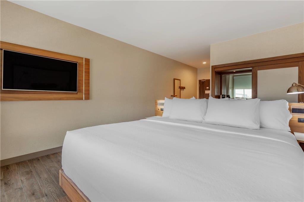 Cambria Hotel Richardson Dallas - photo 9