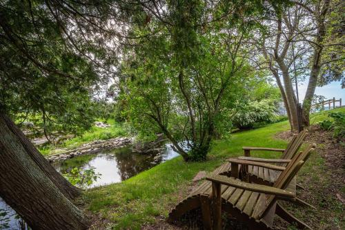 Inn at Beulah Beach on Crystal Lake - photo 7