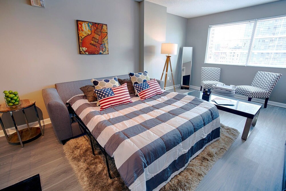 Skyline Suite with Penthouse & Rooftop Deck 6BR by Maddox Hotel - photo 25