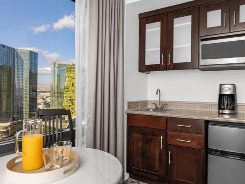 Marriott Grand Chateau Studio Sleeps 4 — Las Vegas — photo 4